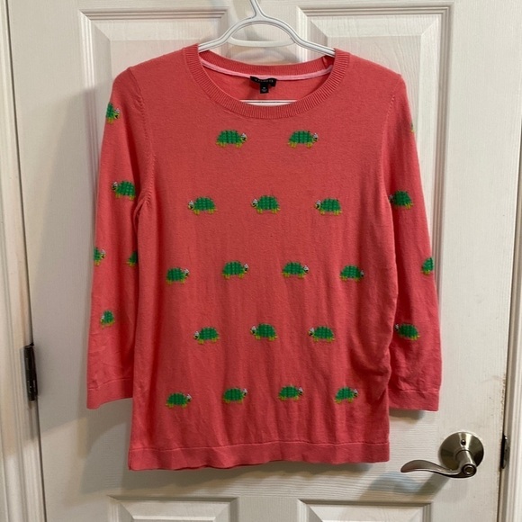 Talbots Sweaters - TALBOTS Women’s Pink Intarsia Knit Beaded Turtle Novelty Sweater Size Medium